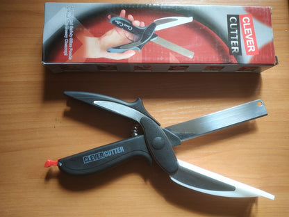 2-in-1 Kitchen Scissors – Your Everyday Prep Tool